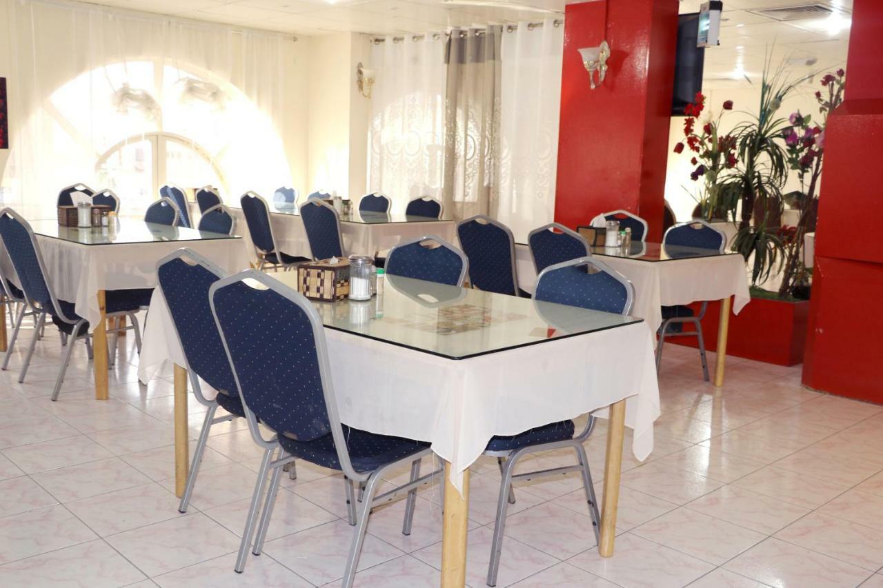 Juba Hotel Дубай Екстериор снимка